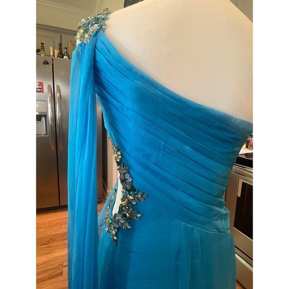 PRECIOUS FORMAL NWT BLUE JEWELED ONE SHOULDER GOWN WAIST JEWELED CUTOUT WOMENS 4 - Picture 13 of 16